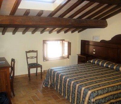 Albergo La Rocca Assisi Esterno foto