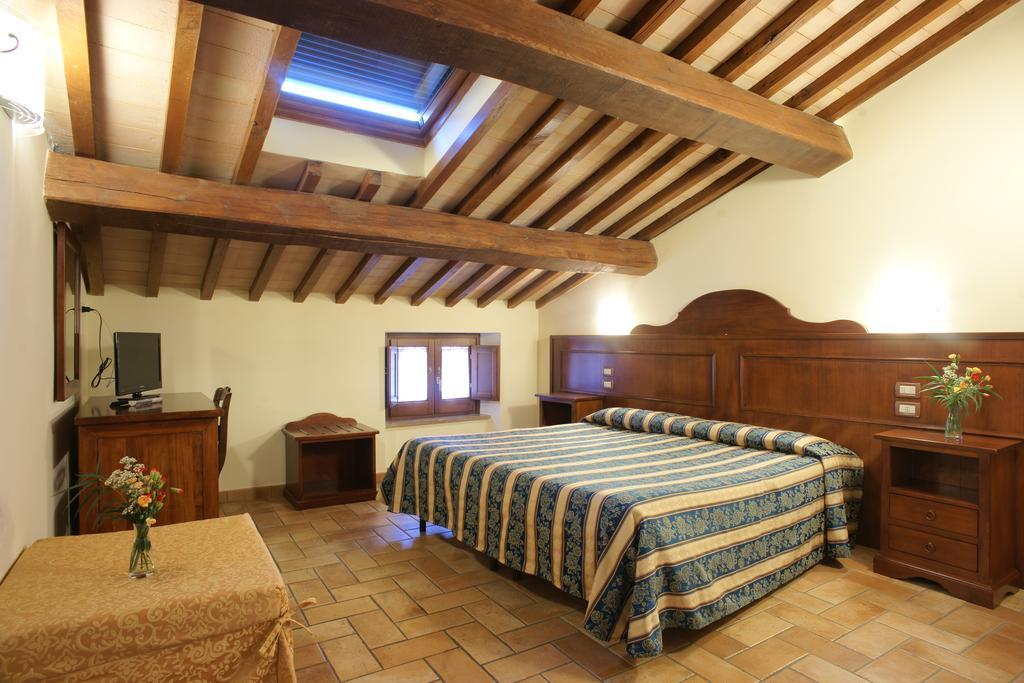 Albergo La Rocca Assisi Camera foto