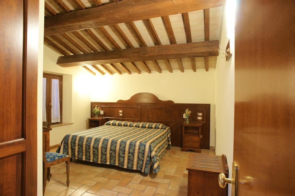 Albergo La Rocca Assisi Camera foto