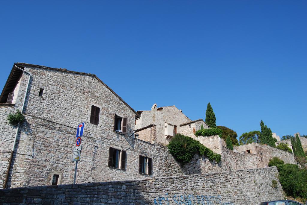 Albergo La Rocca Assisi Esterno foto