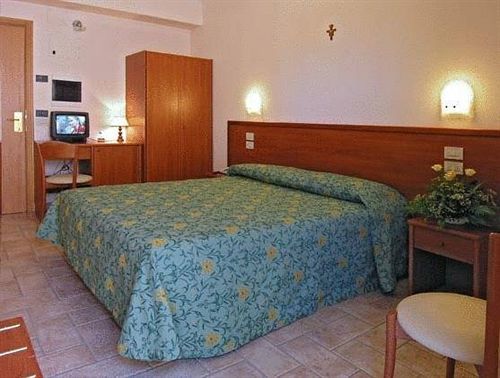 Albergo La Rocca Assisi Esterno foto
